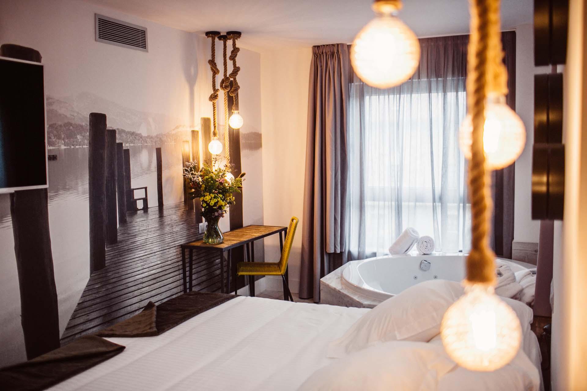 Hotel Cuevas - Adults Only ซันติยานาเดลมาร์ ภายนอก รูปภาพ