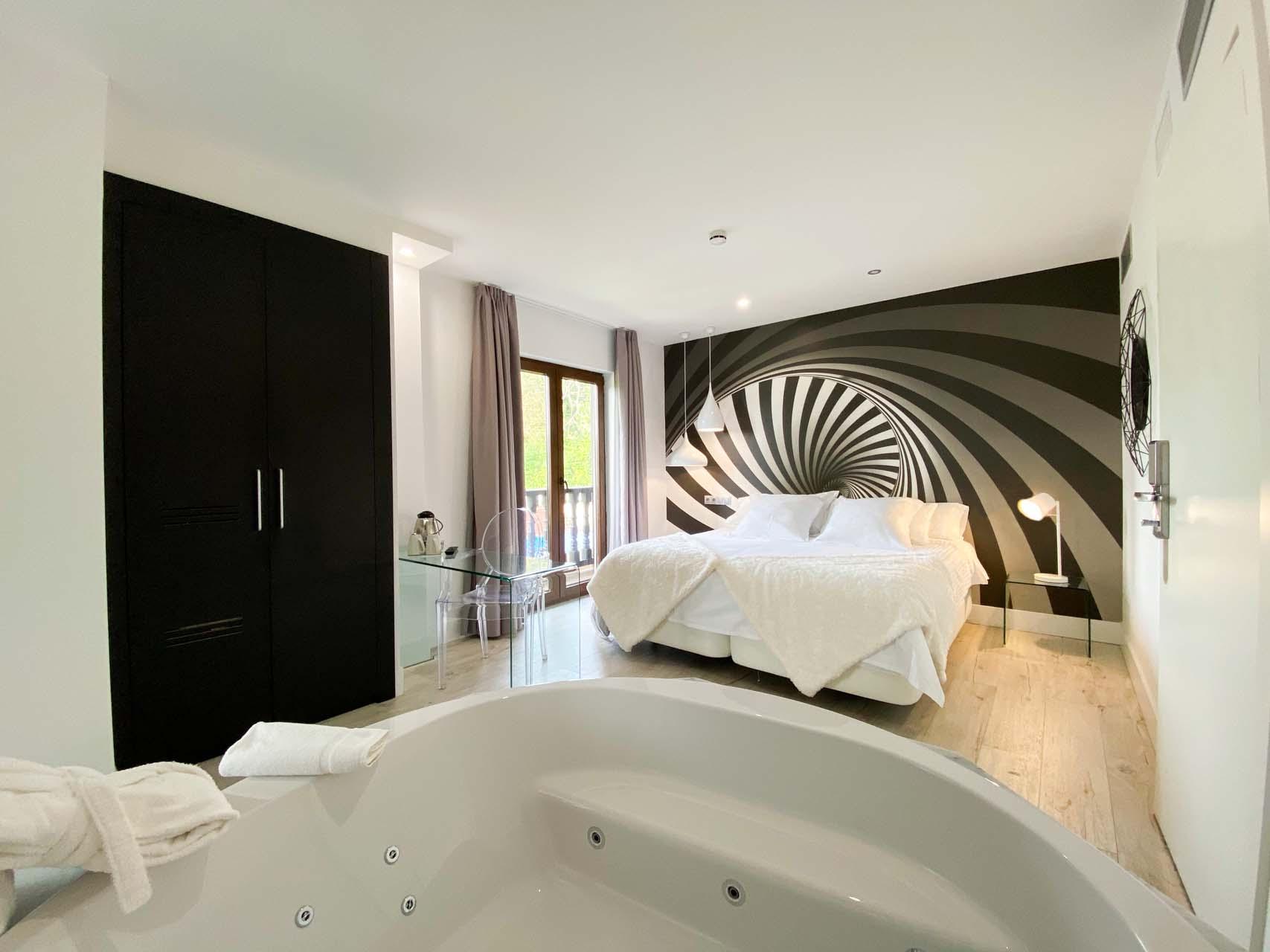 Hotel Cuevas - Adults Only ซันติยานาเดลมาร์ ภายนอก รูปภาพ