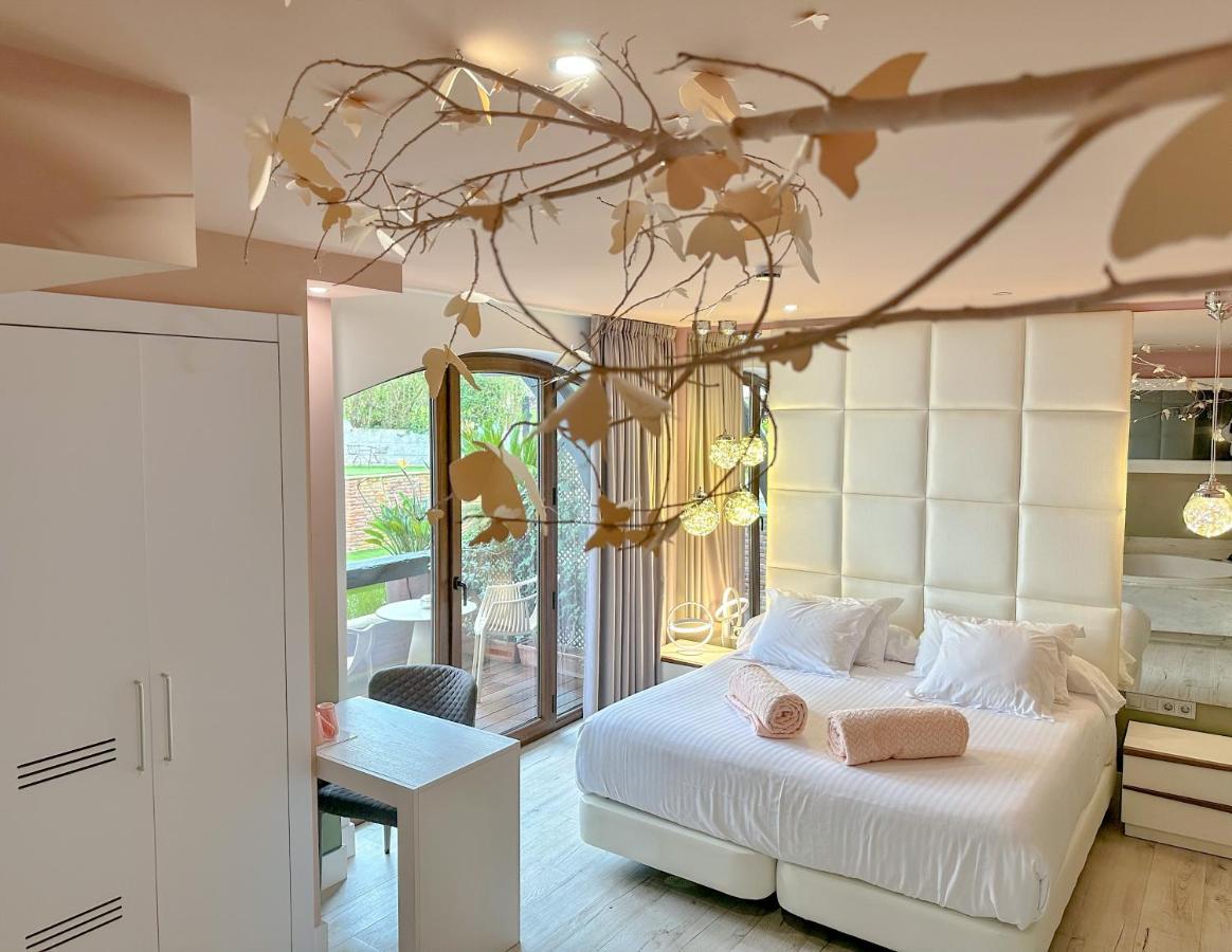 Hotel Cuevas - Adults Only ซันติยานาเดลมาร์ ภายนอก รูปภาพ